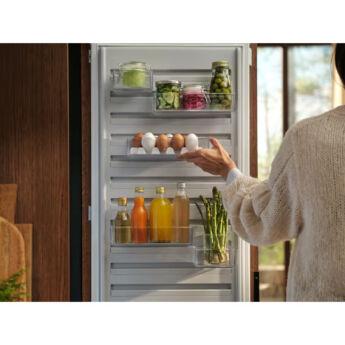 ����������� ������������ Electrolux ENS8TE19S 600 TwinTech No Frost CustomFlex, 188 ��, 35 ��