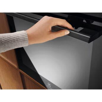 Духовой шкаф Electrolux EOF6P76BZ SurroundCook 500, черный, пиролиз, утапливаемые ручки, телескопические направляющие