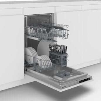    Hotpoint HIS 1C56W