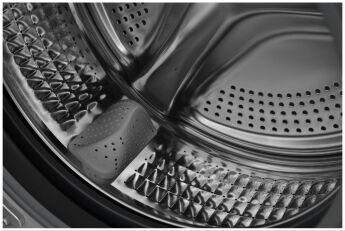 Стиральная машина Haier HW60-BP12919BS узкая, серебристый, сенсорное управление, пар, инвертор