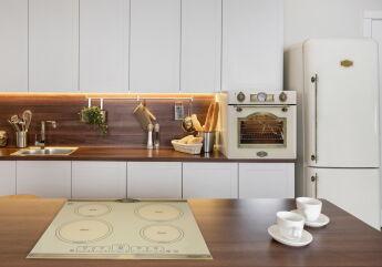 ����������� Kaiser KK 60825 ElfEm Empire, ����� �������/������, No Frost, 199�60 ��