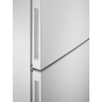 Холодильник Electrolux LNT5ME32W1
