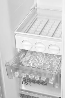 Холодильник Side-by-Side Midea MDRS710FGE01 белый, 177.5x91x69.8 см, 587 л, No Frost, дисплей