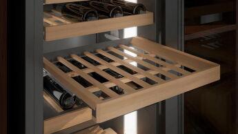 Винный шкаф LIEBHERR WPgbi 7472-20 001 черное стекло